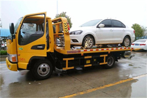 依兰附近拖车救援24小时服务热线